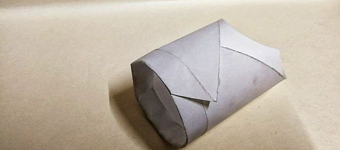 圆筒纸飞机怎么折?